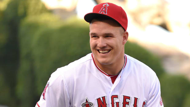 angels-mike-trout-weather-report-video.jpg
